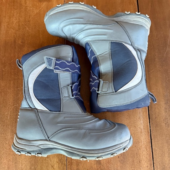 LL Bean Winter Gray Boots Snow Strap-up, Big Kids Size 6 - Picture 5 of 12